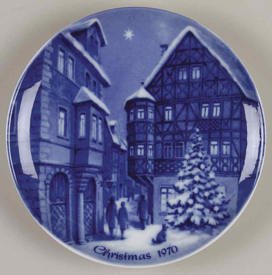 German Christmas Plates Christmas In Bernkastel - With Box by Berlin Design-1