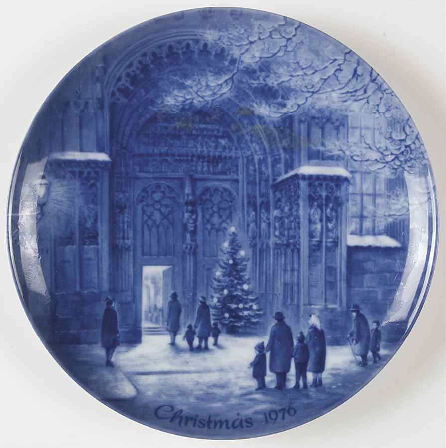 German Christmas Plates Christmas In Augsburg - Boxed by Berlin Design-1