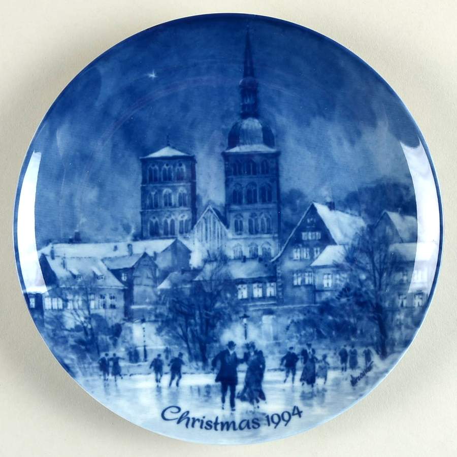 German Christmas Plates Christmas Eve In Stralsund - Boxed by Berlin Design-1