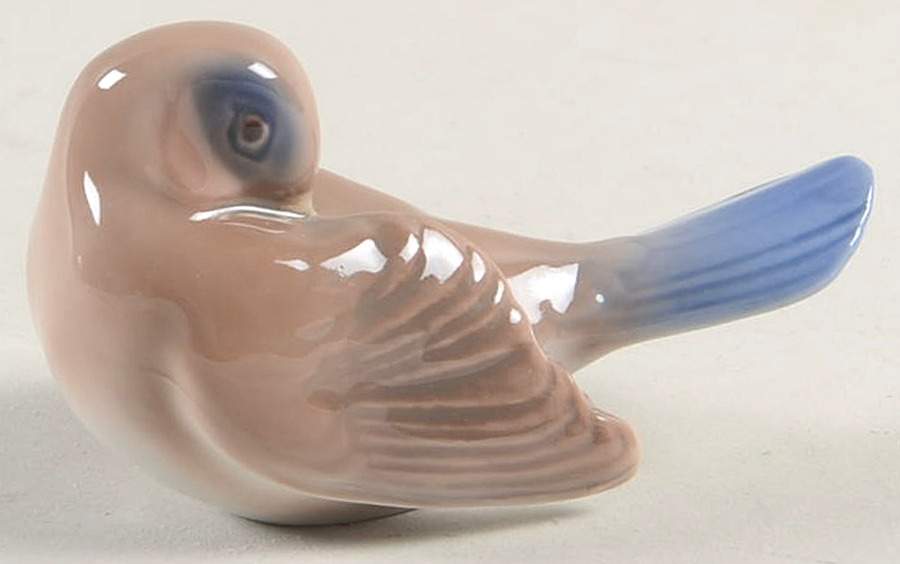 Birds Bird Preening - No Box by Bing & Grondahl-1