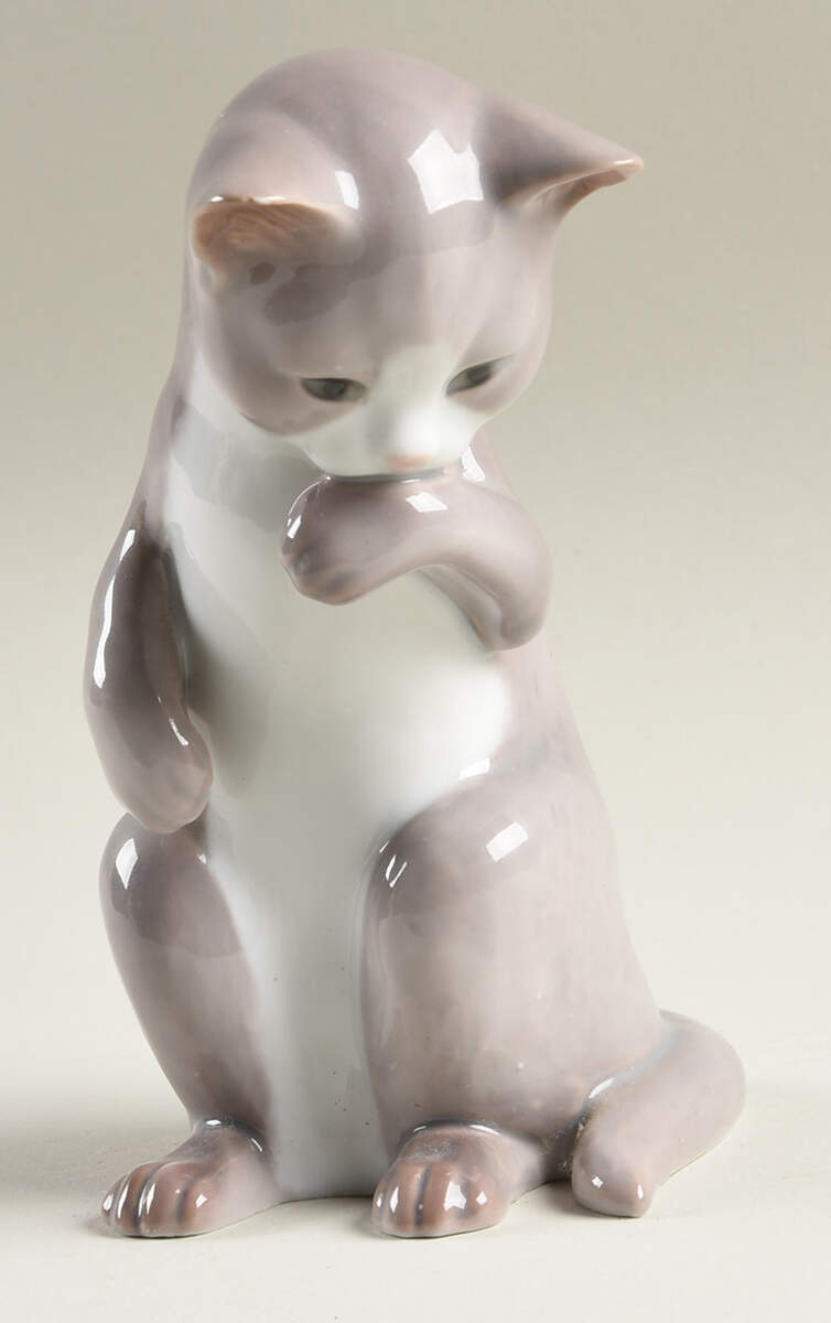 Cats Gray Kittern Standing - No Box by Bing & Grondahl-1