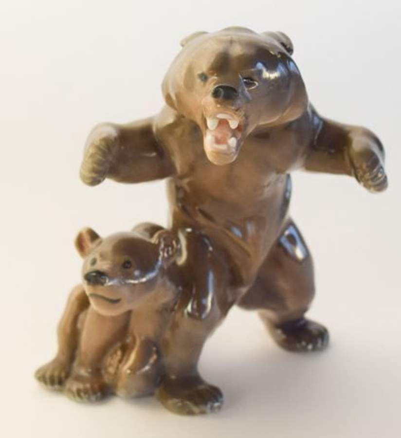 Animals-Wildlife Bearing Playing - No Box by Bing & Grondahl-1