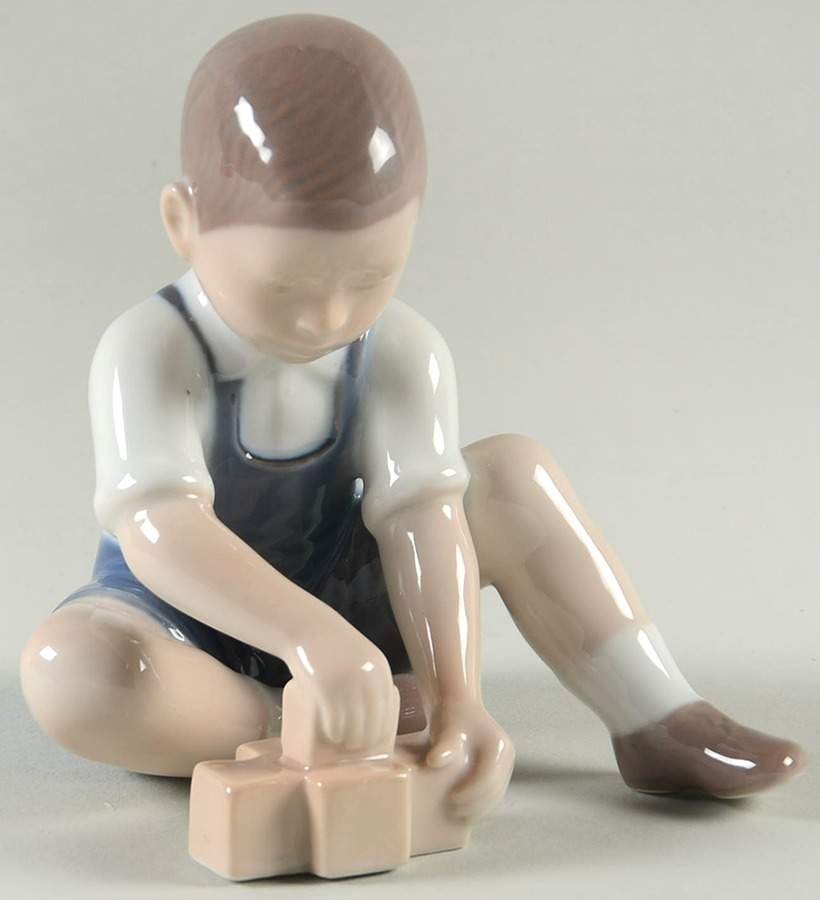Children The Little Builder - No Box 108 by Bing & Grondahl-1