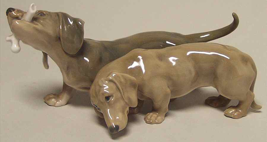 Dogs Dachshunds - No Box by Bing & Grondahl-1