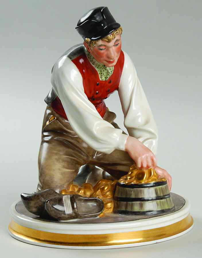 Fairy Tales and Clowns Little Claus - No Box by Bing & Grondahl-1