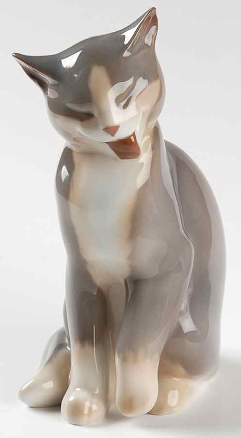 Cats Cat Sitting - No Box by Bing & Grondahl-1