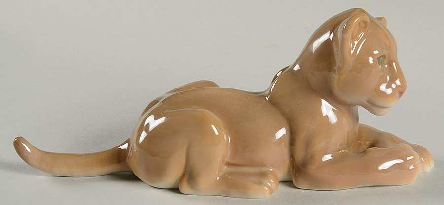 Animals-Wildlife Lion Cub - No Box by Bing & Grondahl-1