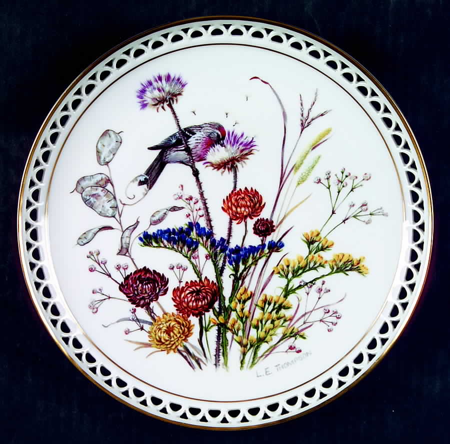Country Garden Calender January-Shepherds Purse And Grasses - With Box by Bing & Grondahl-1