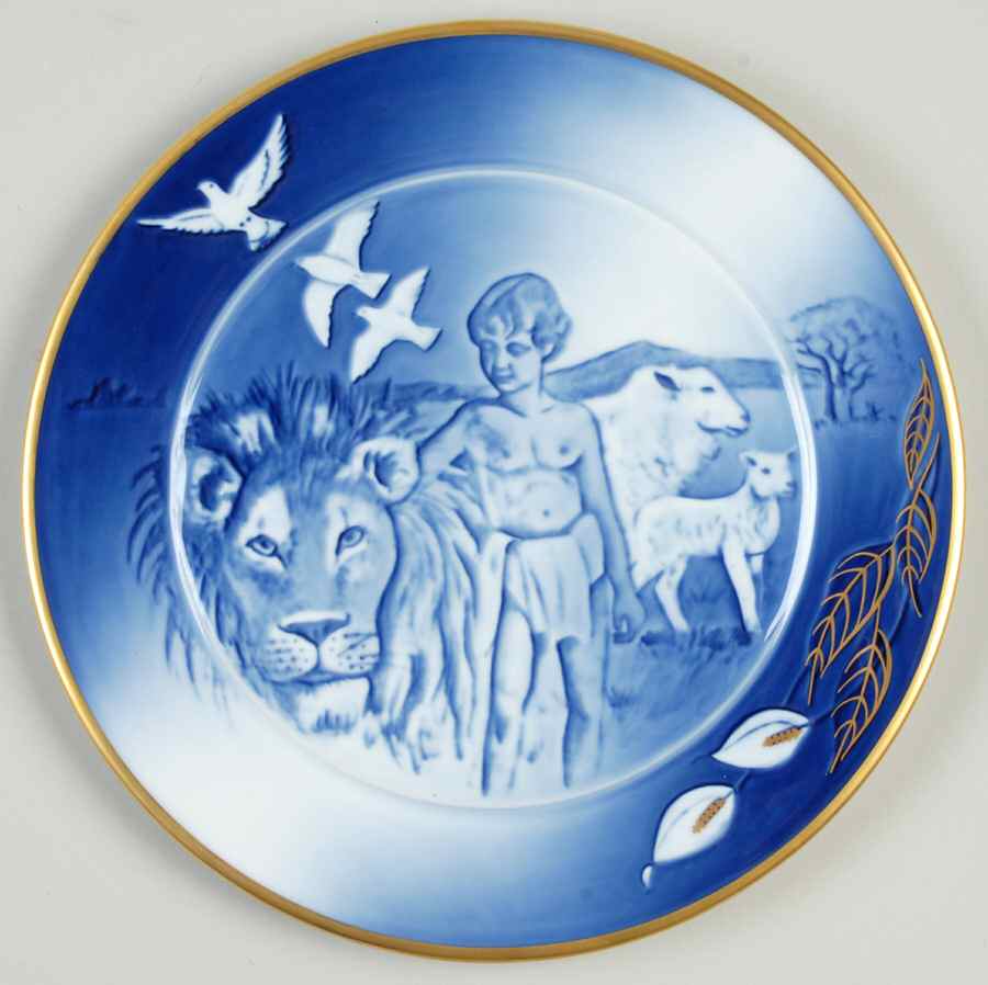 Peace On Earth The Lion And The Lamb - No Box by Bing & Grondahl-1