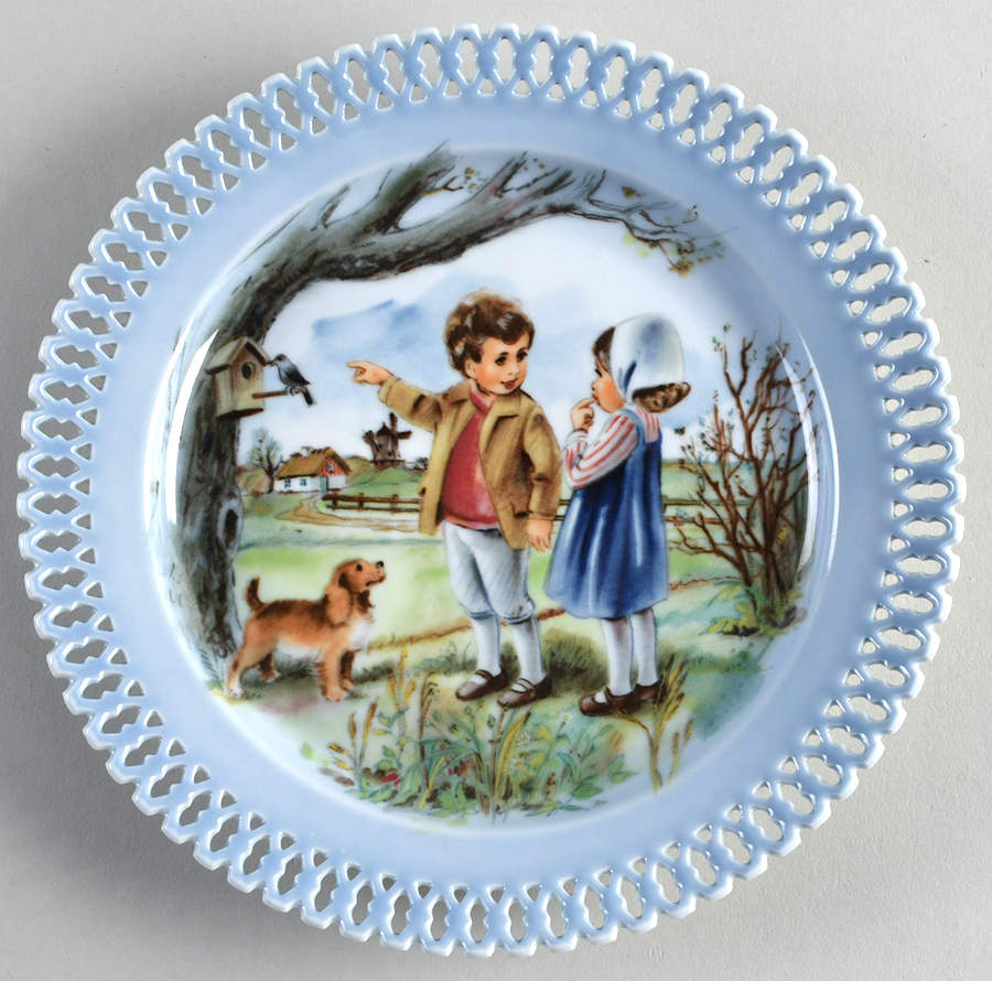 Seasons Remembered The Promise Of Spring - No Box by Bing & Grondahl-1