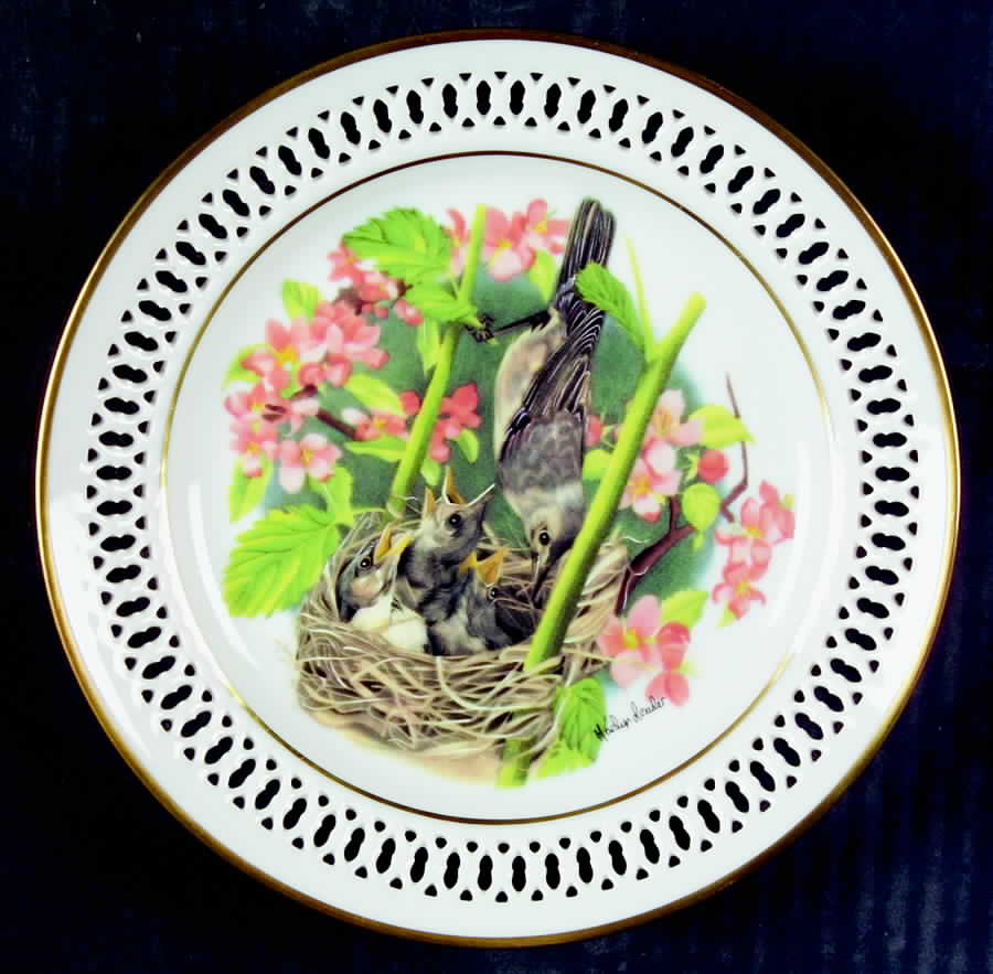 Mothers Day Plate-New Generation Fledgling Mockingbirds - No Box by Bing & Grondahl-1
