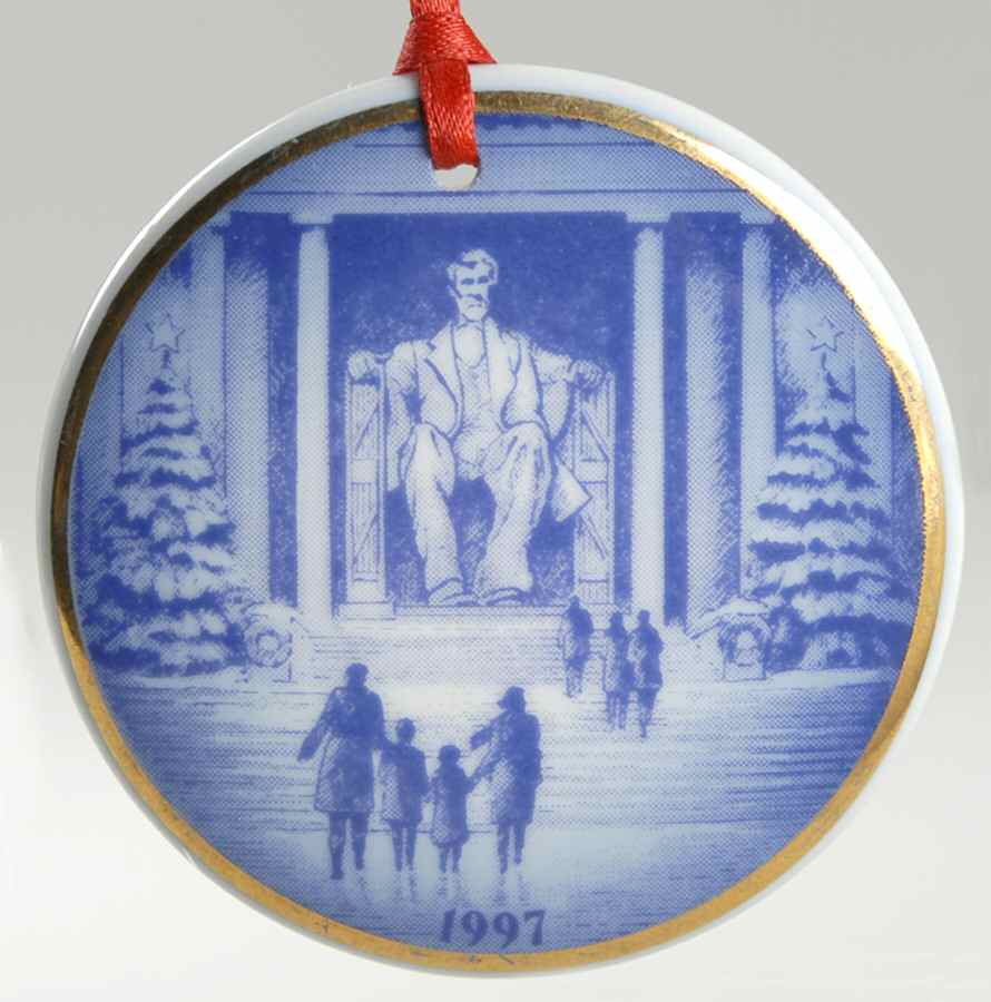 Christmas Heritage The Lincoln Memorial - Boxed by Bing & Grondahl-1