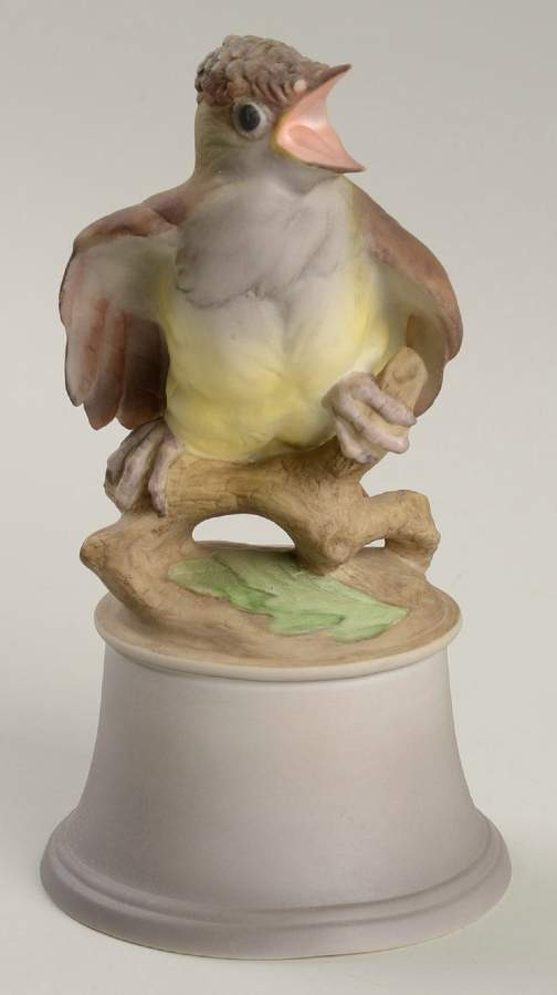Boehm Birds Baby Crested Flycather-On Pedestal - No Box 108a by Boehm-1