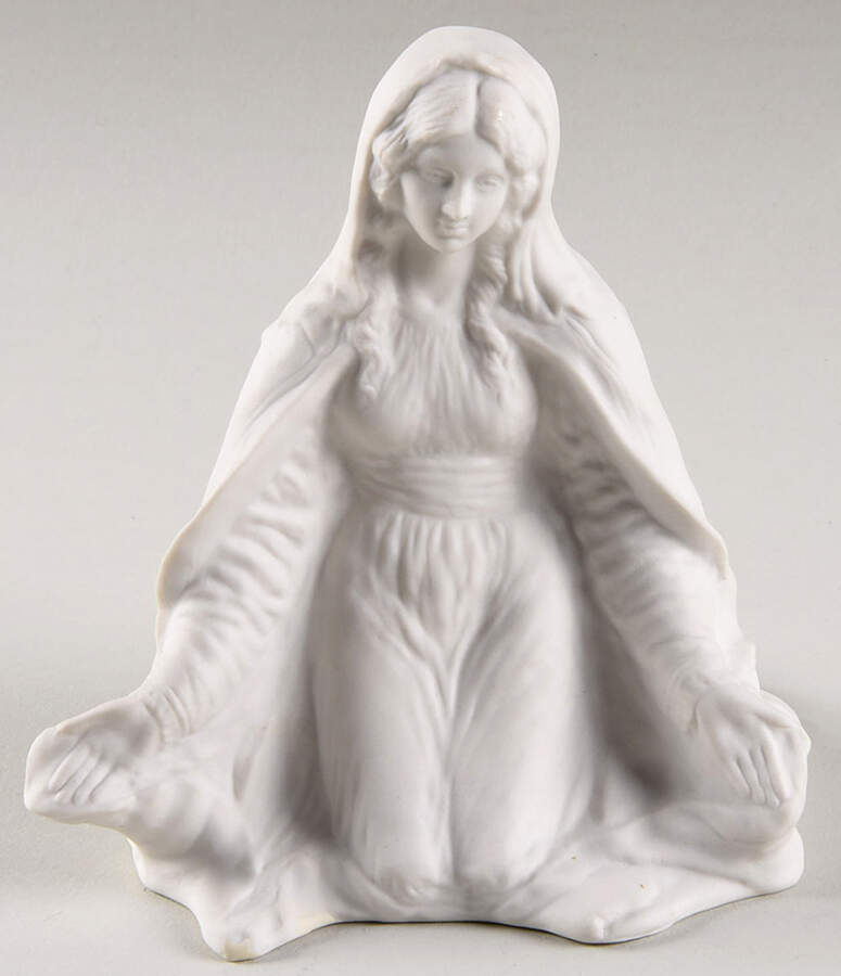 First Noel Nativity Mary - No Box by Boehm-1
