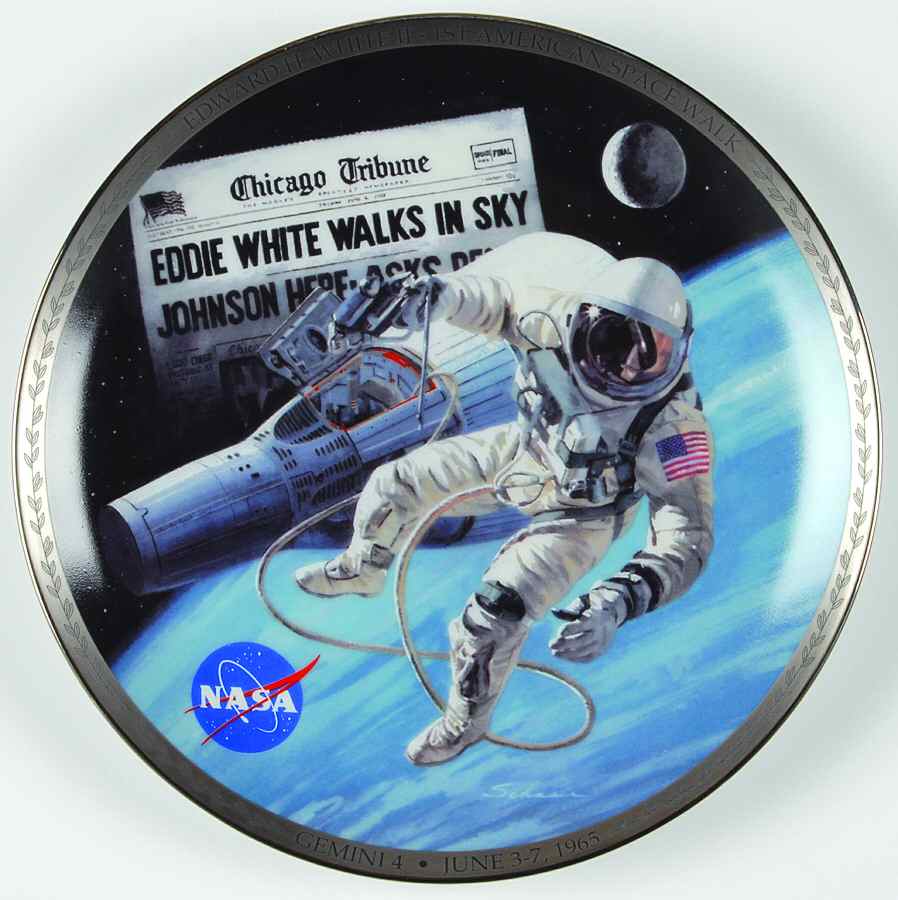 Americas Triumph in Space The March Toward Destiny - No Box by Bradford Exchange-1