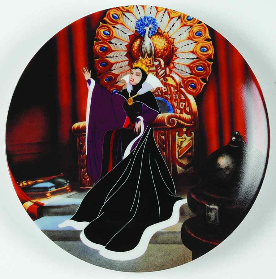 Notorious Disney Villains Evil Queen - No Box by Bradford Exchange-1