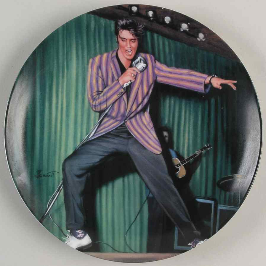 Elvis:Young And Wild The Rockin' Rebel - Boxed by Bradford Exchange-1