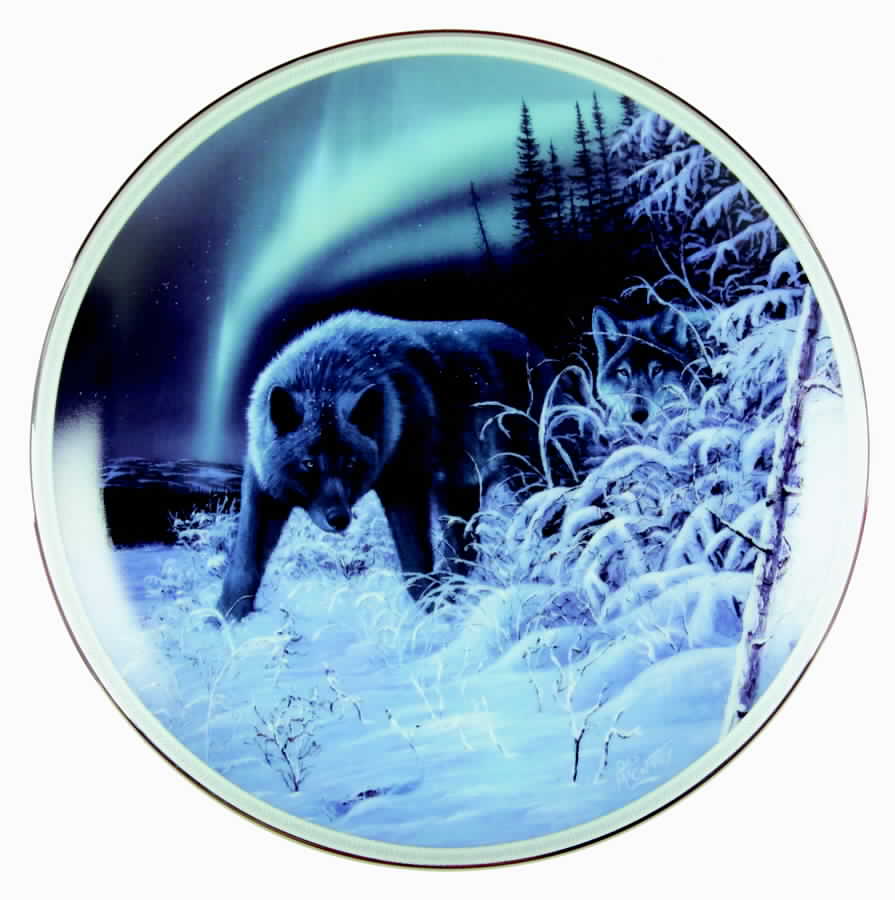 Under the Northern Lights Catching The Elusive Light - No Box by Bradford Exchange-1