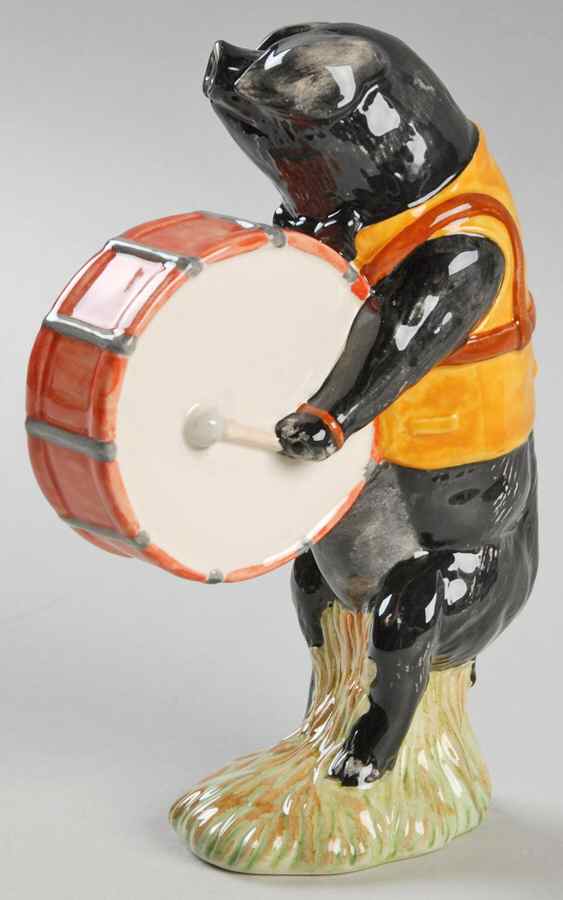 Pig Promenade Michael The Bass Drum Player - No Box by Beswick-1