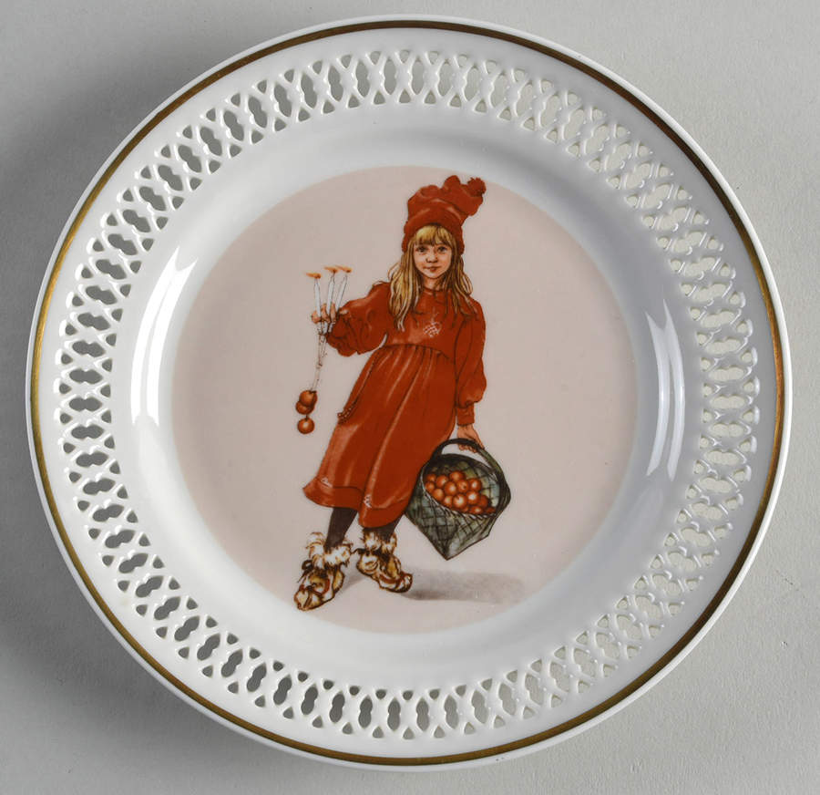 Carl Larsson Giftware Iduna/Brita With Candles - No Box by Bing & Grondahl-1
