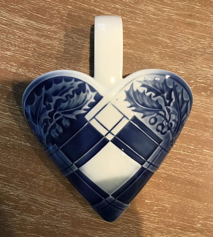 Bing & Grondahl Giftware Heart Vase - No Box by Bing & Grondahl-1