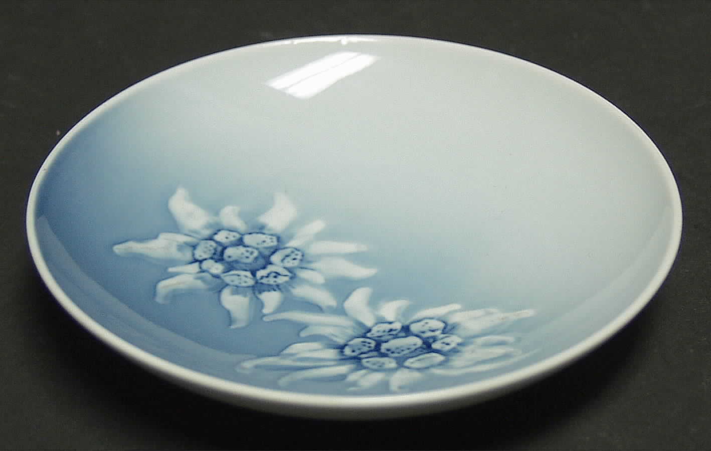 Bing & Grondahl Giftware Ashtray - No Box by Bing & Grondahl-1