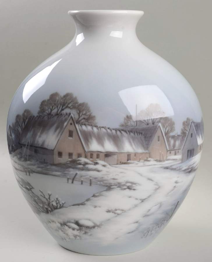 Bing & Grondahl Vase Village Winter Scene Vase - No Box by Bing & Grondahl-1
