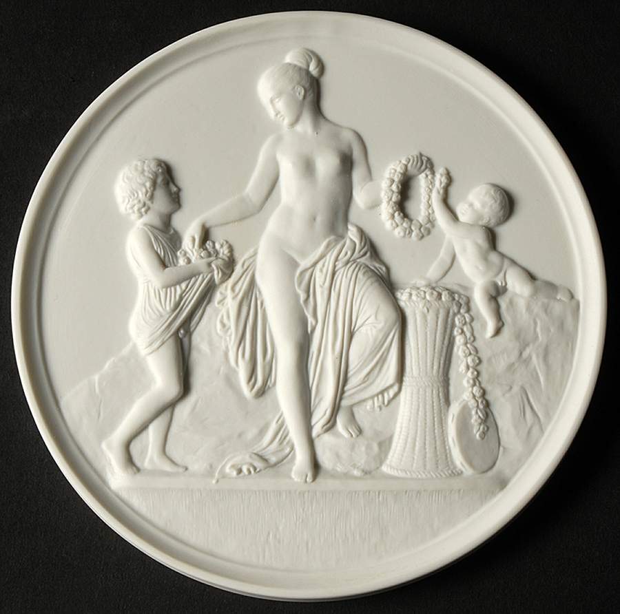 Four Seasons Plaque Spring - No Laurel - With Box by Bing & Grondahl-1