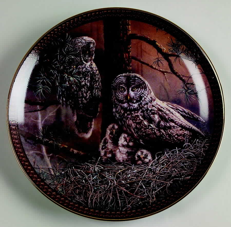Family Circles Great Gray Owl Family - No Box by Bradford Exchange-1