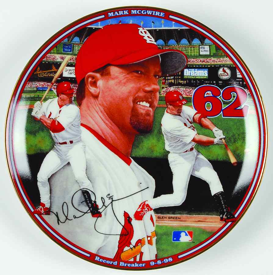 Home Run Hero-Plates Record Breaker 9-8-98 - No Box by Bradford Exchange-1