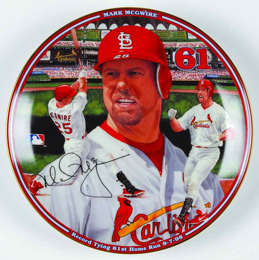 Home Run Hero-Plates Record Tying 61st Home Run - No Box by Bradford Exchange-1