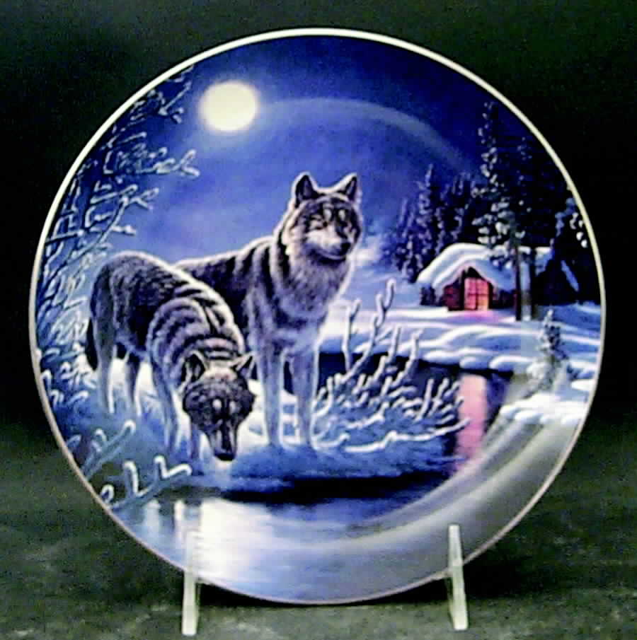 Nightwatch The Wolf-Plate Midnight Guard - No Box by Bradford Exchange-1