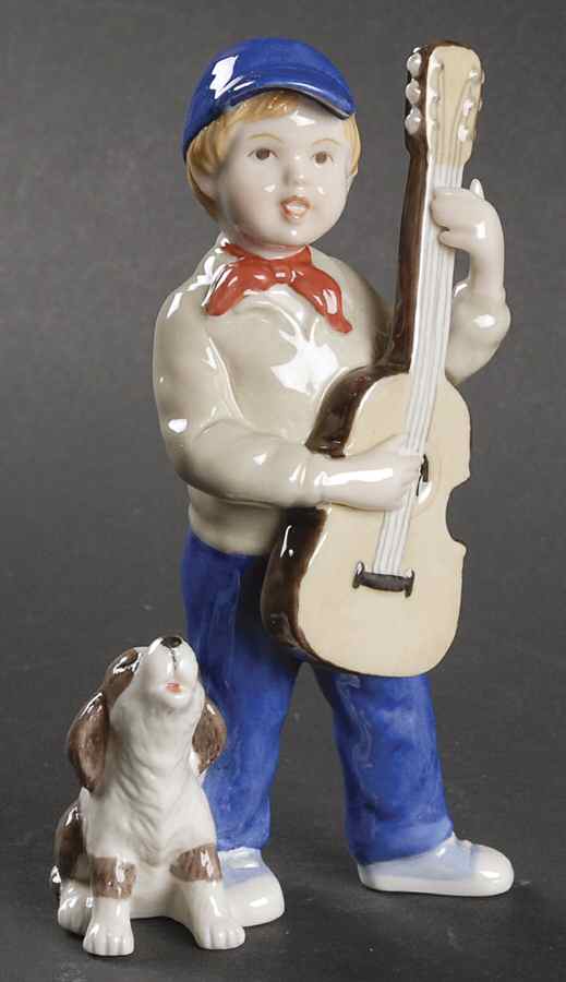 The Little Orchestra Alex Playing The Guitar - No Box by Bing & Grondahl-1