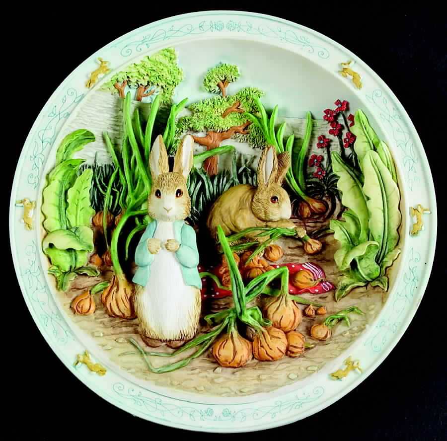 Tale of Peter Rabbit & Benjamin Bunny A Pocket Full Of Onions - With Box by Bradford Exchange-1