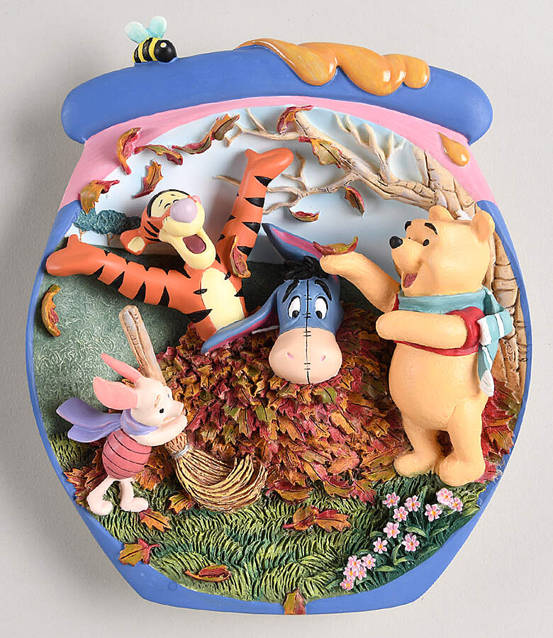 Pooh's Hunnypot Adventure Fall Is For Friends - No Box by Bradford Exchange-1
