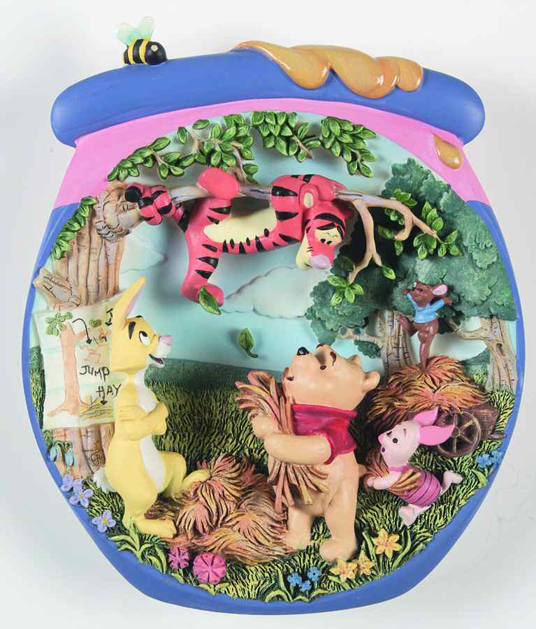 Pooh's Hunnypot Adventure Tiggers Tangle - No Box by Bradford Exchange-1