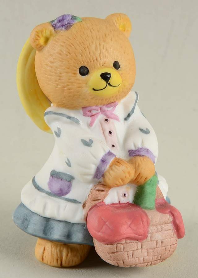 Bears of Distinction Pickinicking Penelope - No Box by Bronson Collectibles-1