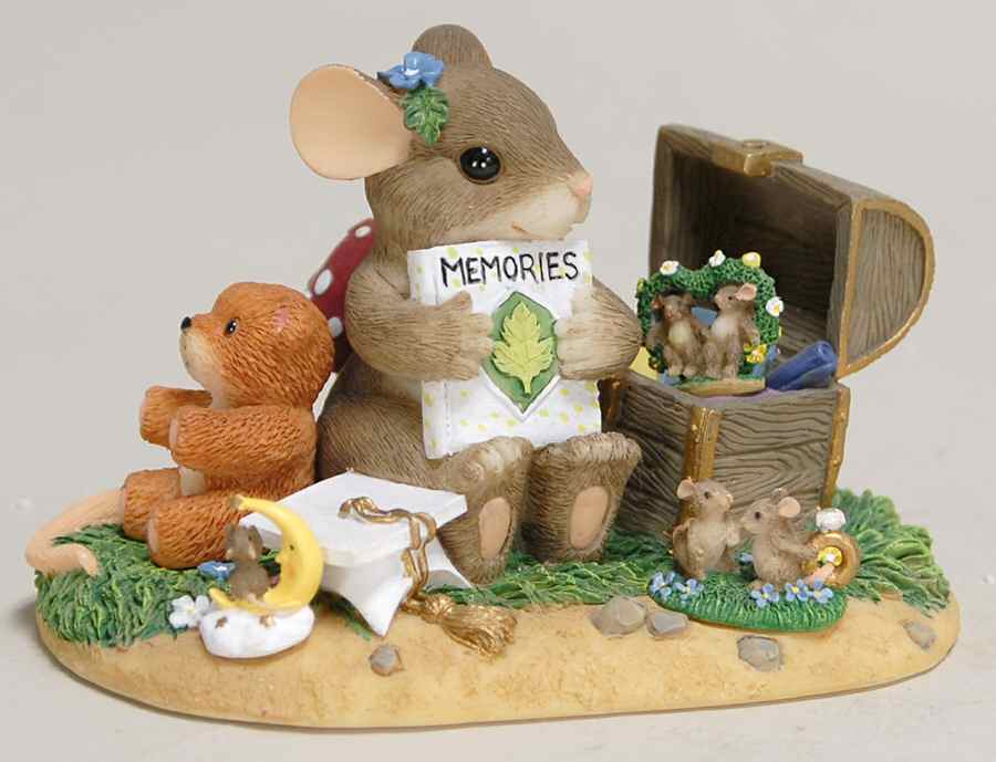 Charming Tails A Treasure Of Memories - Boxed by Charming Tails-1
