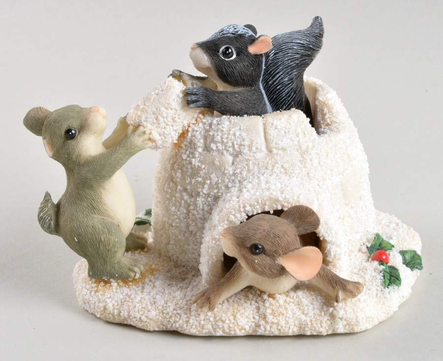 Charming Tails Team Igloo - With Box Bx338 by Charming Tails-1