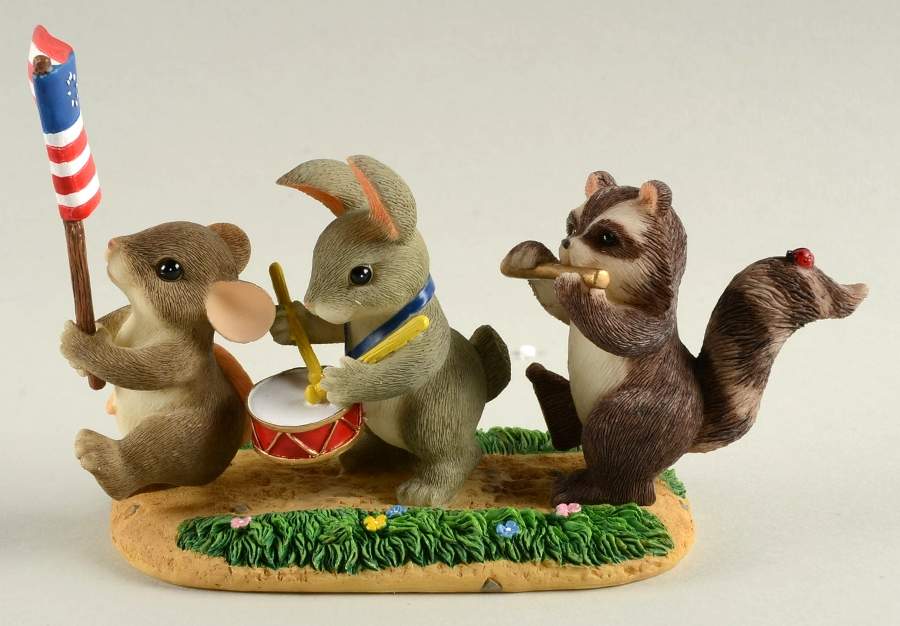 Charming Tails Free To Be Friends - No Box by Charming Tails-1