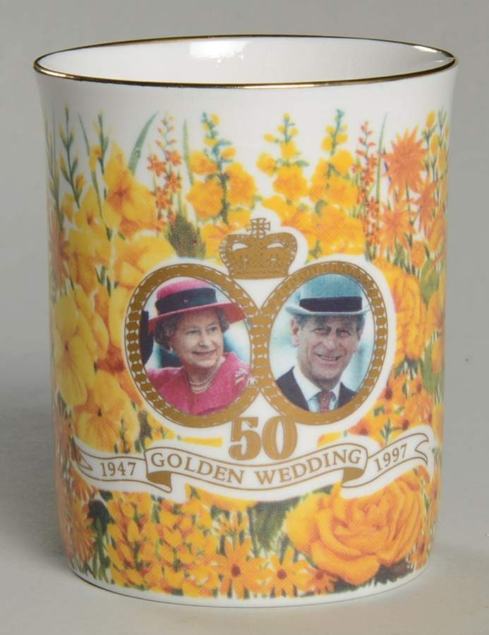 Chown China Royalty Giftware Elizabeth Ii Golden Wedding Beaker - No Box by J & S Chown China-1