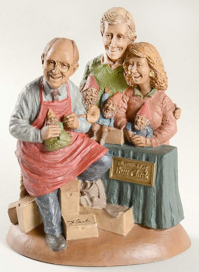 Lee Sievers Figurines The World Of Tom Clark - No Box by Cairn Studios-1
