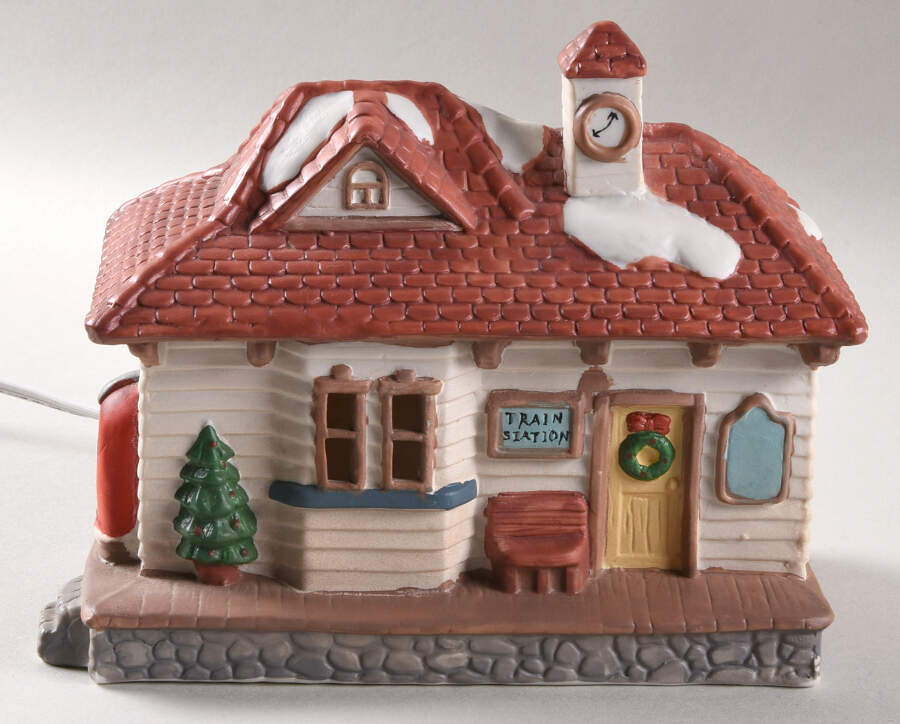 Dickens Train Station - No Box by Collins International Co Ltd-1