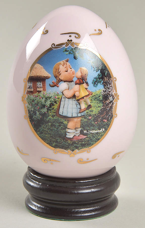 Hummel Porcelain Egg Kiss Me - Boxed by Danbury Mint-1