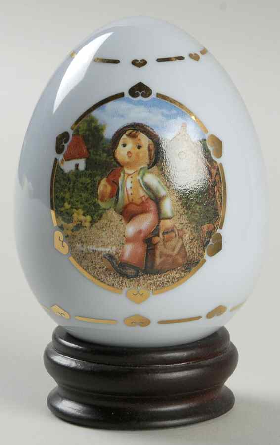 Hummel Porcelain Egg Merry Wanderer - With Box by Danbury Mint-1