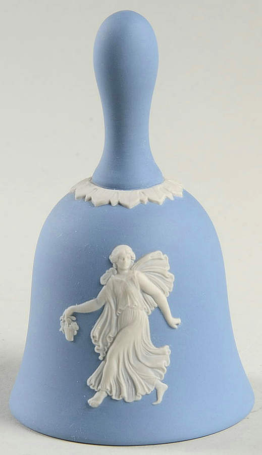 Great Porcelain Houses of The World-Bell Wedgwood - No Box by Danbury Mint-1