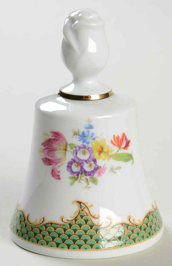 Great Porcelain Houses of The World-Bell Bareuther - No Box by Danbury Mint-1