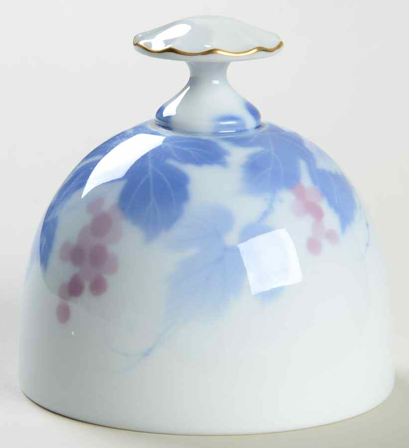 Great Porcelain Houses of The World-Bell Fukagawa - No Box by Danbury Mint-1