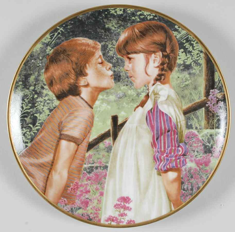 Magic Moments of Childhood First Kiss - No Box by Danbury Mint-1
