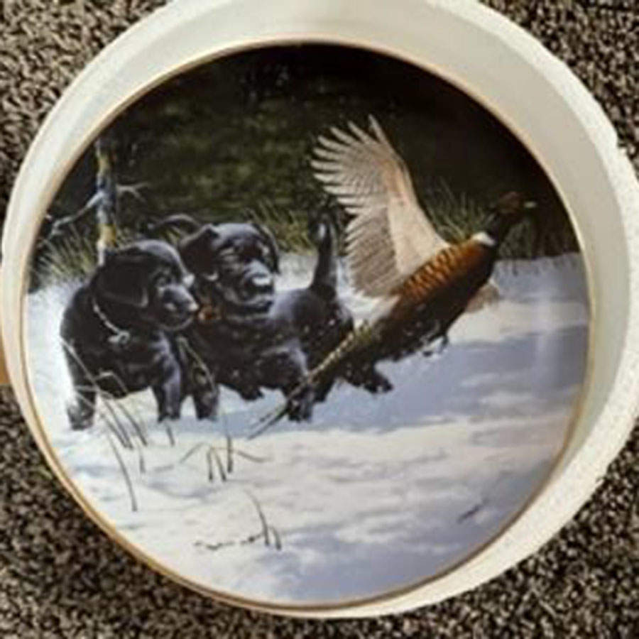 The Sportsmen Three's A Crowd - No Box by Danbury Mint-1